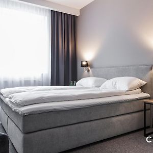 Large Twin Room